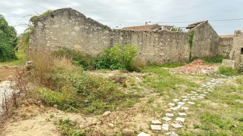 Terreno para Venda em Alqueidão