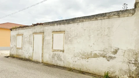 Terreno para Venda em Alqueidão