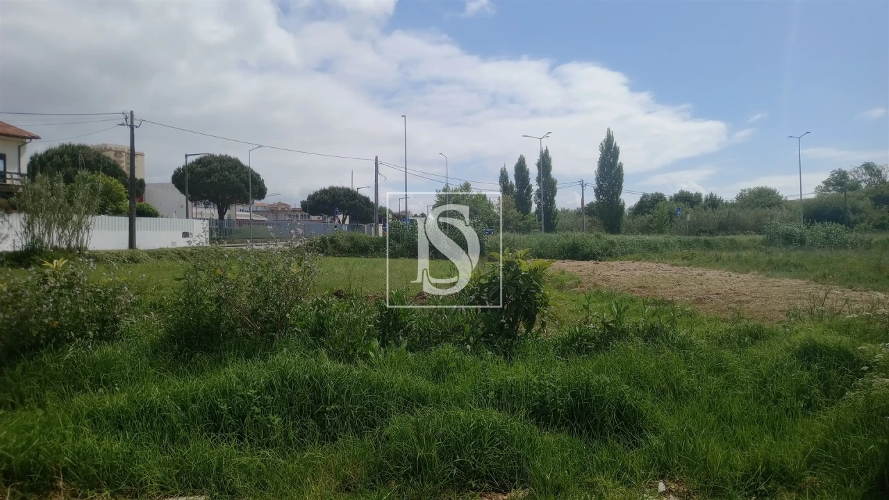 Terreno para Venda em Tavarede Foto 5