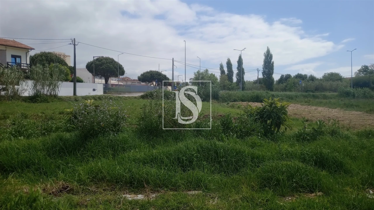 Terreno para Venda em Tavarede Foto 15