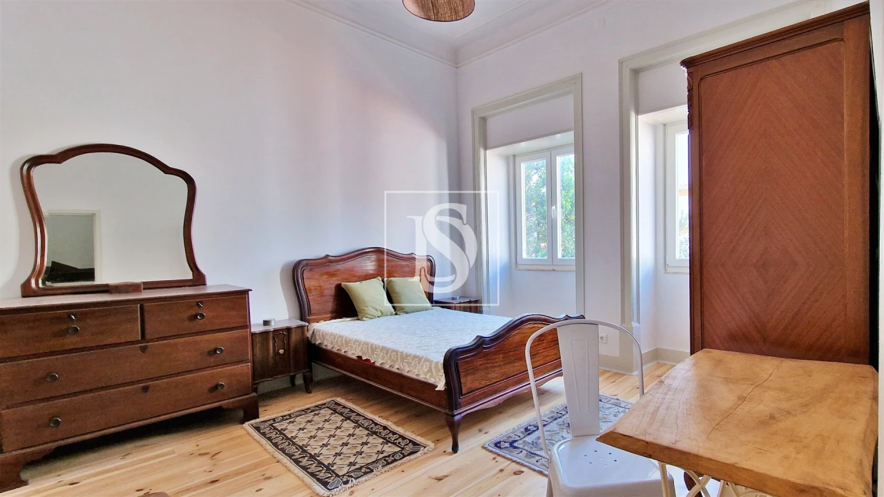 Moradia T8 para Venda em Buarcos Foto 8