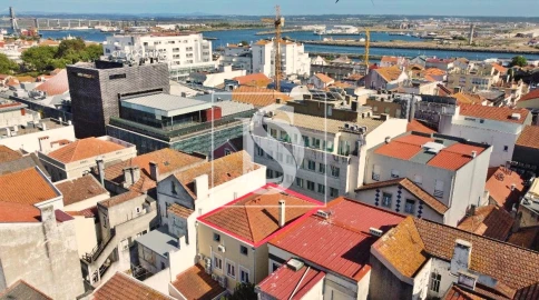 Moradia T8 para Venda em Buarcos