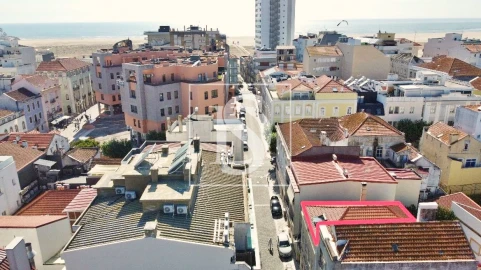 Moradia T8 para Venda em Buarcos