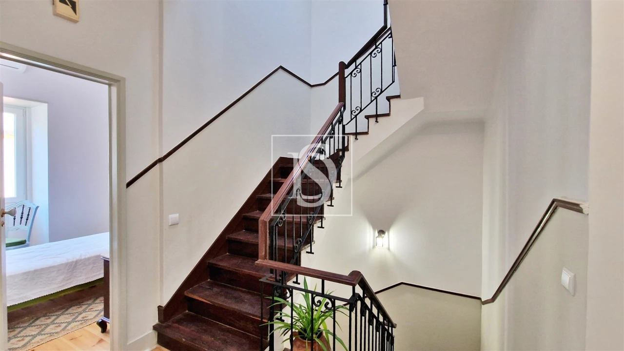 Moradia T8 para Venda em Buarcos Foto 57