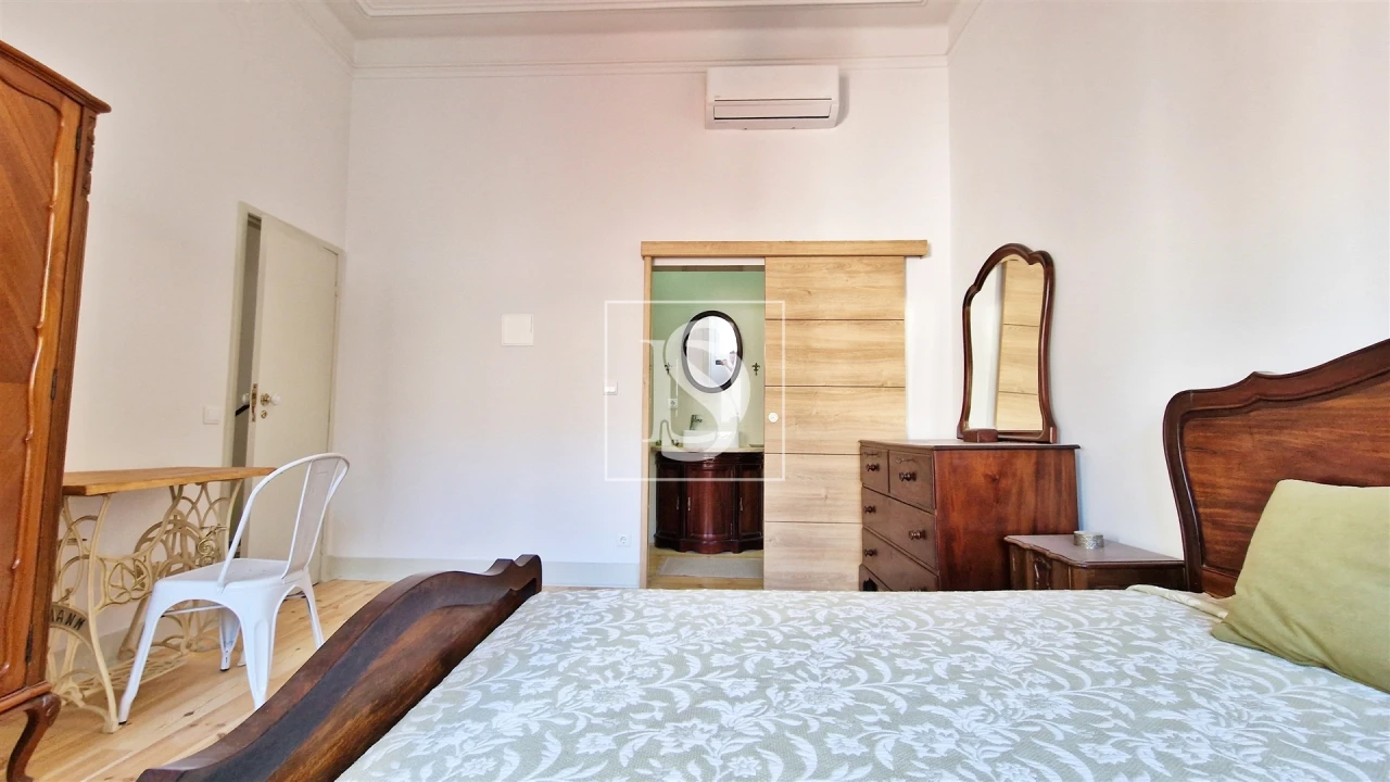 Moradia T8 para Venda em Buarcos Foto 9