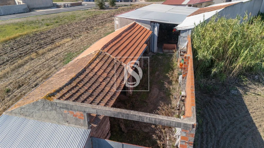 Moradia T3 para Venda em Alqueidão Foto 32