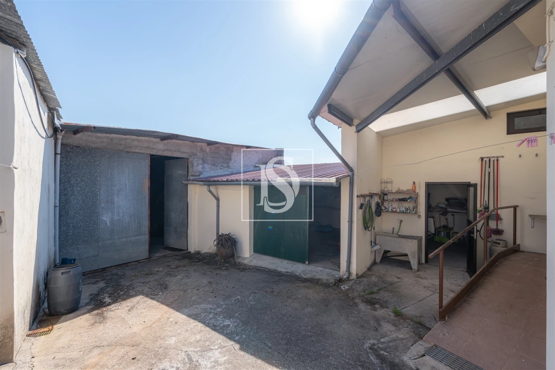 Moradia T3 para Venda em Alqueidão Foto 40