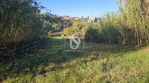 Terreno para Venda em Alqueidão
