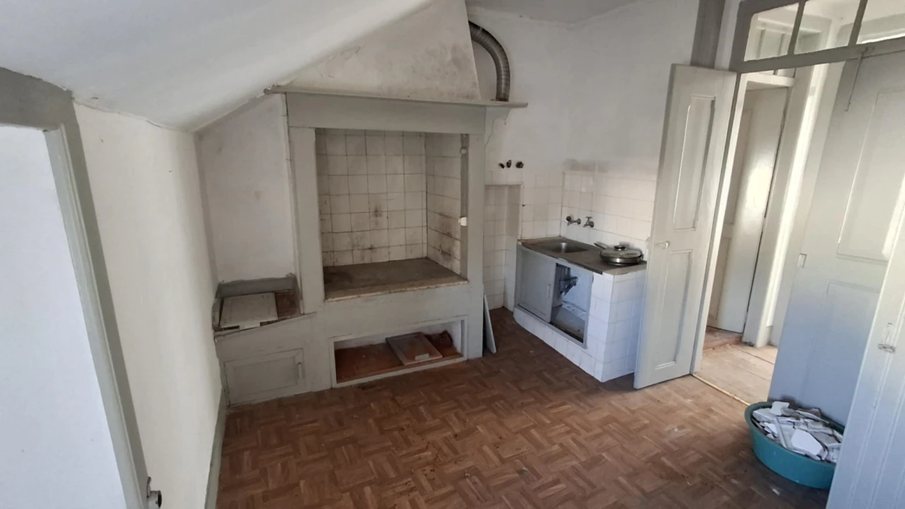 Prédio para Venda em Buarcos Foto 38