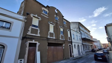 Prédio para Venda em Buarcos