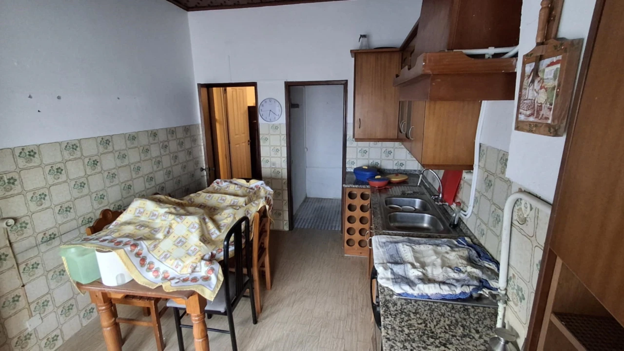 Prédio para Venda em Buarcos Foto 72