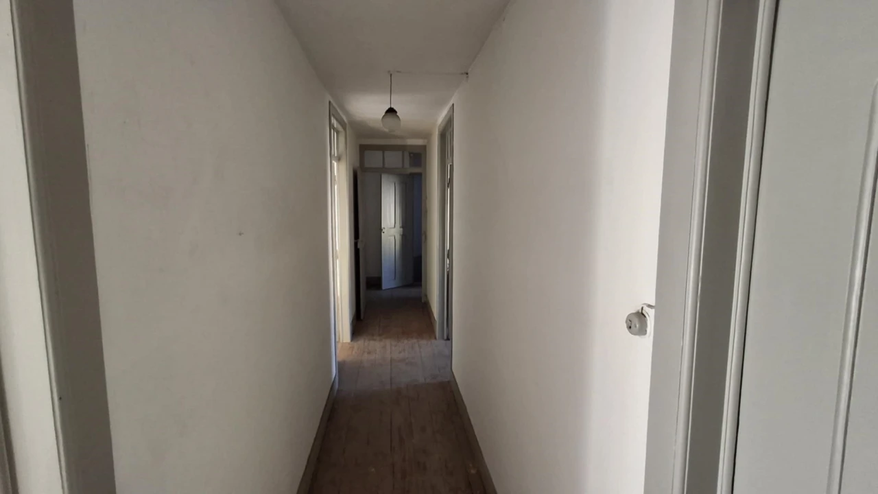 Prédio para Venda em Buarcos Foto 9