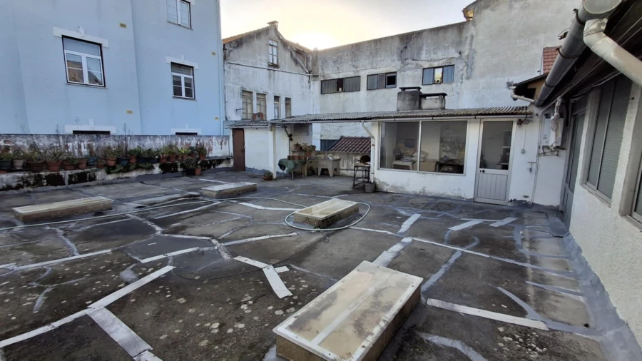 Prédio para Venda em Buarcos Foto 76