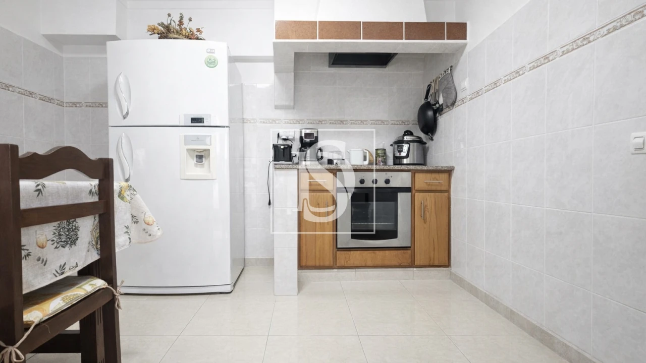 Moradia T7 para Venda em Alqueidão Foto 33