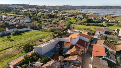 Moradia T7 para Venda em Alqueidão