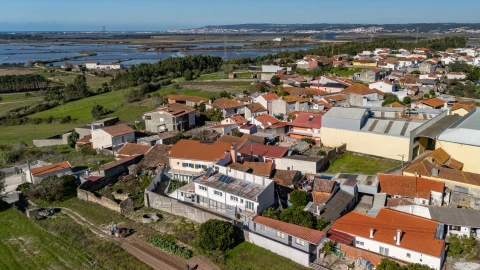 Moradia T7 para Venda em Alqueidão