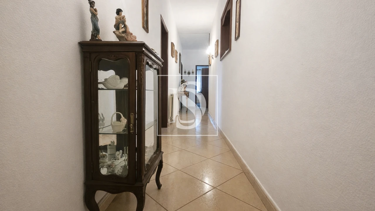 Moradia T7 para Venda em Alqueidão Foto 30