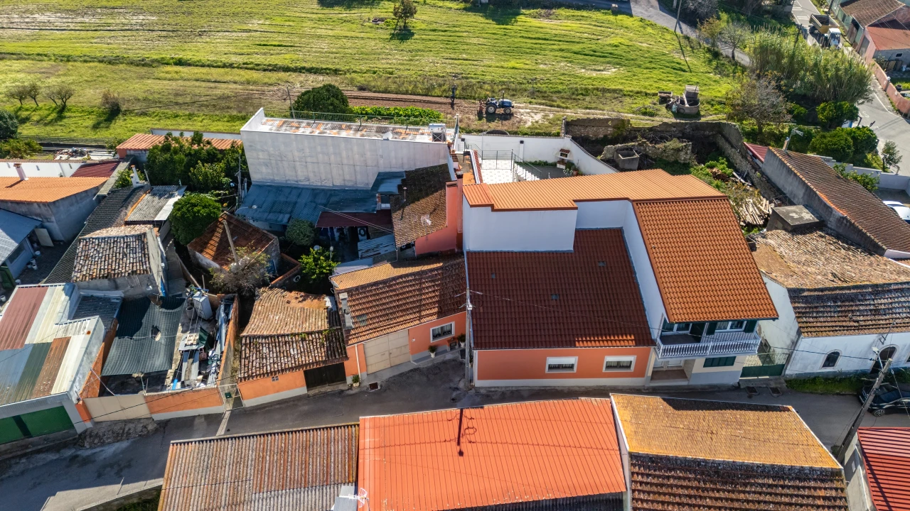 Moradia T7 para Venda em Alqueidão Foto 30