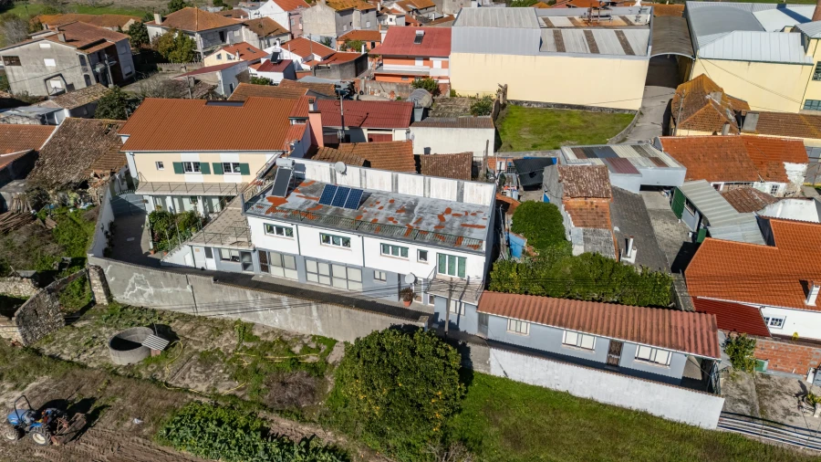 Moradia T7 para Venda em Alqueidão Foto 24