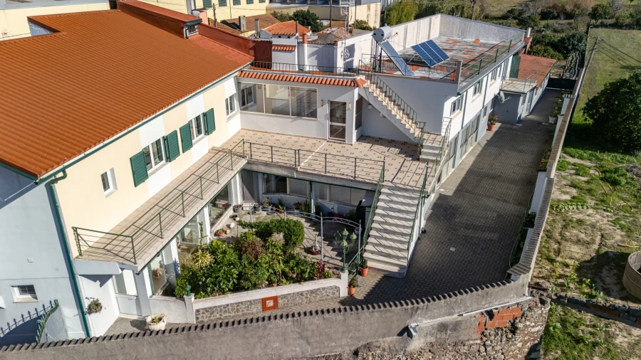 Moradia T7 para Venda em Alqueidão Foto 18