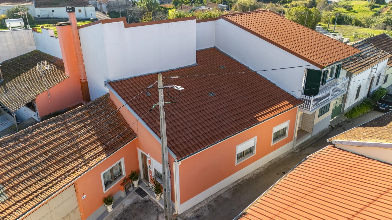 Moradia T7 para Venda em Alqueidão Foto 14