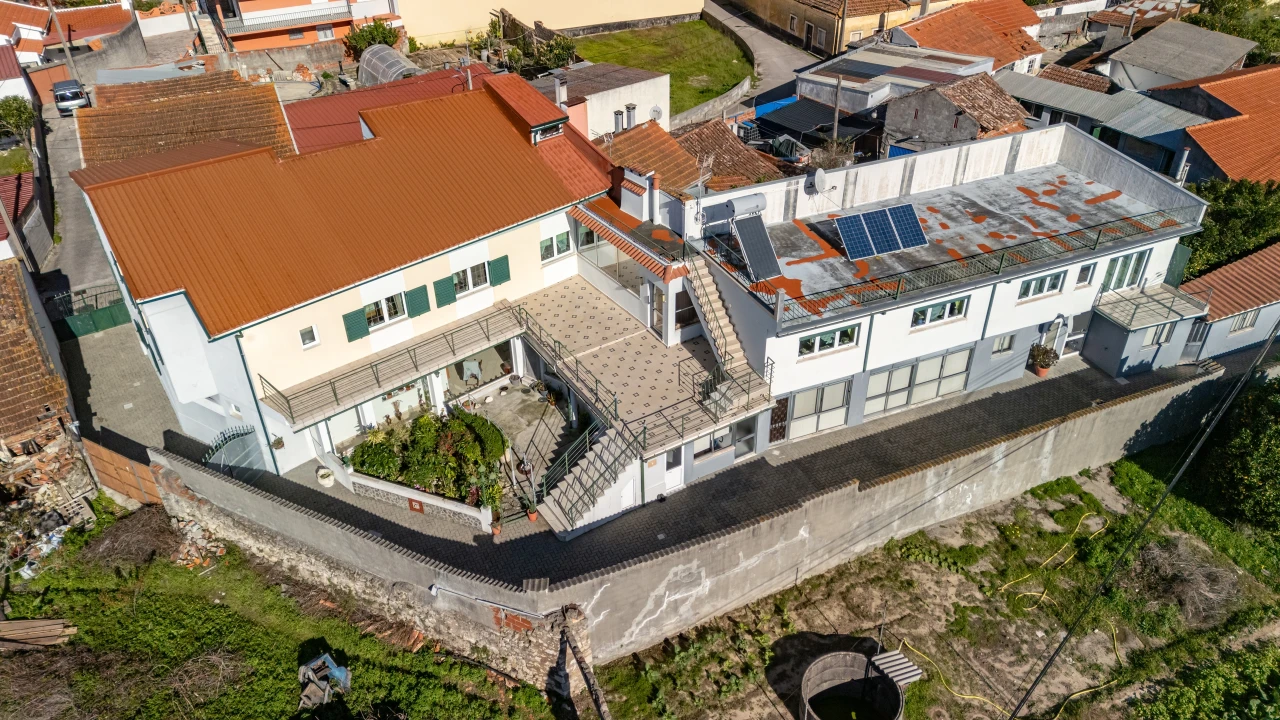 Moradia T7 para Venda em Alqueidão Foto 29