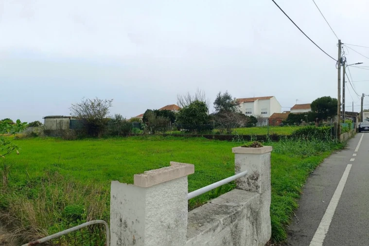 Terreno para Venda em Lavos Foto 6