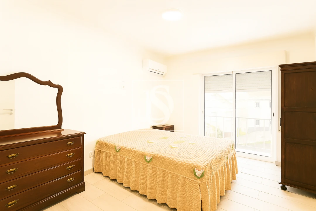 Moradia T3 para Venda em São Pedro Foto 8