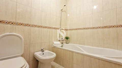 Apartamento T3 para Venda em Santa Clara e Castelo Viegas