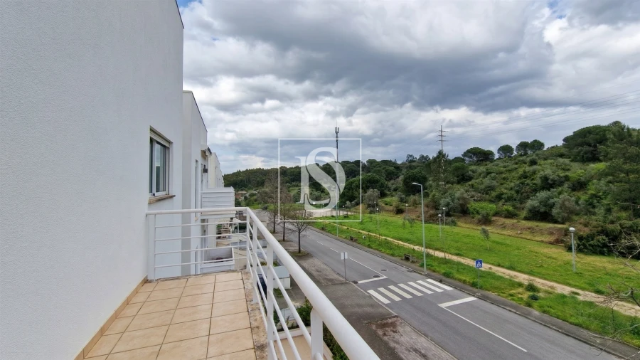 Apartamento T3 para Venda em Santa Clara e Castelo Viegas Foto 4