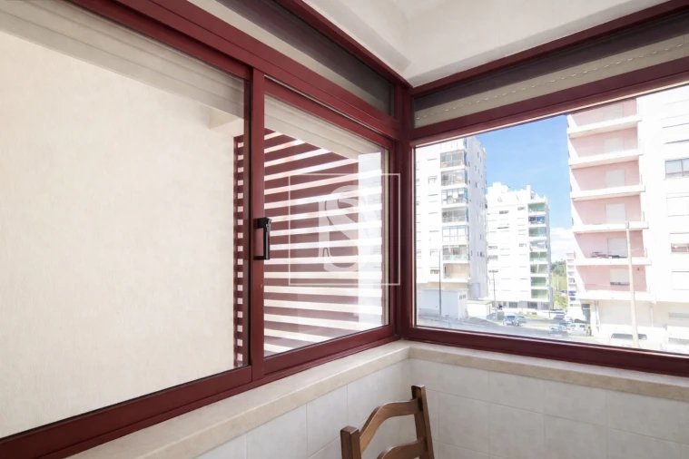 Apartamento T2 para Venda em Buarcos Foto 8