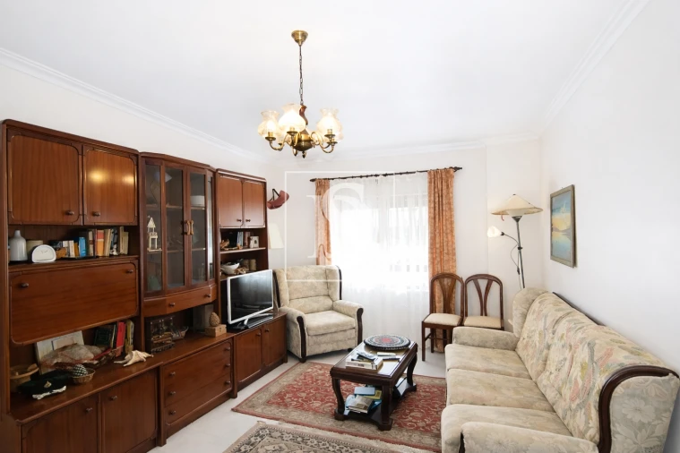 Apartamento T2 para Venda em Buarcos Foto 2