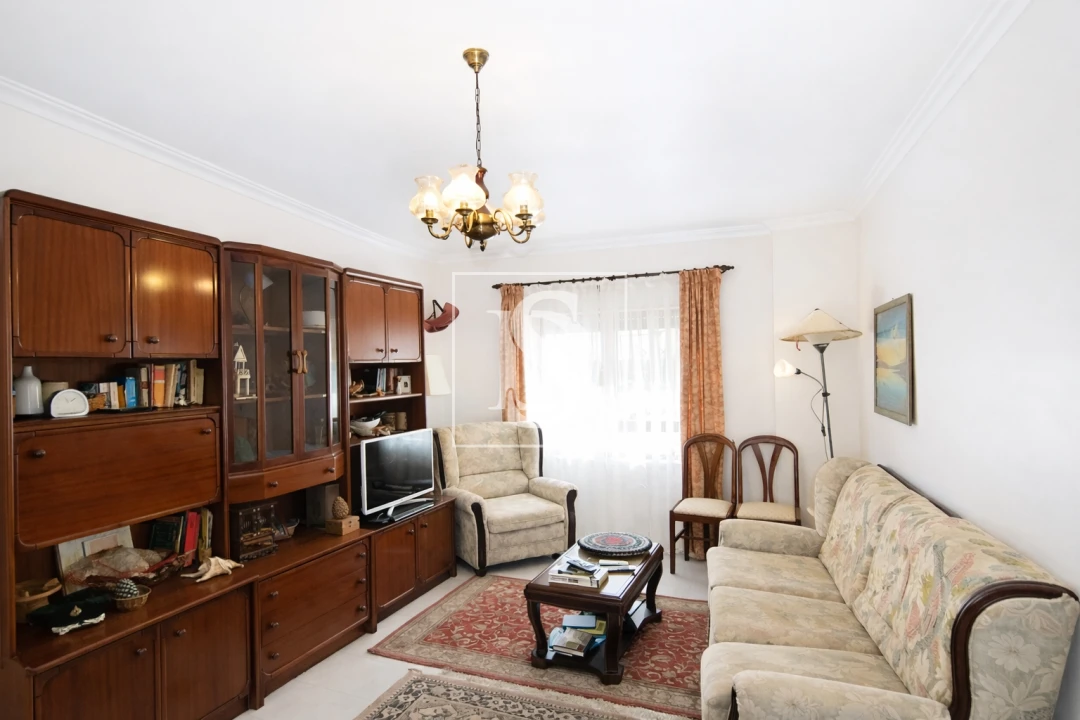 Apartamento T2 para Venda em Buarcos Foto 2