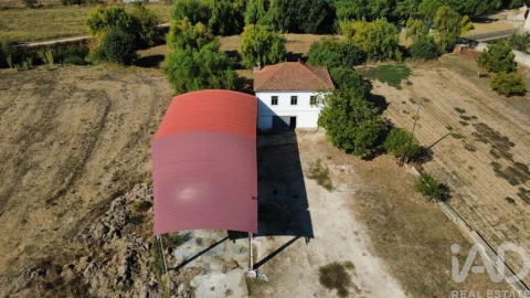 Quinta T3 para Venda em Torres Novas (Santa Maria, Salvador e Santiago)