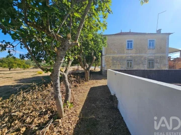 Quinta T3 para Venda em Torres Novas (Santa Maria, Salvador e Santiago)