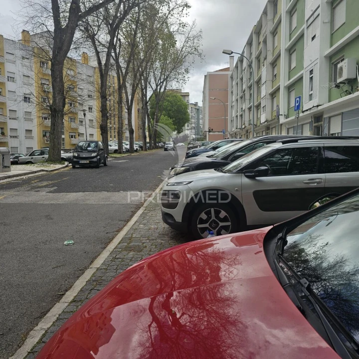 Apartamento T2 para Venda em Benfica Foto 15