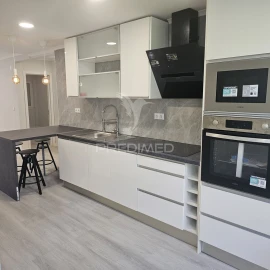Apartamento T2 para Venda em Benfica