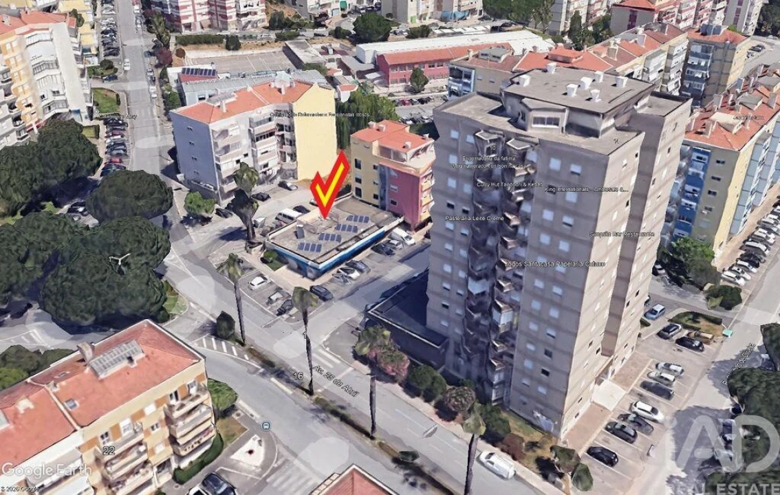 Loja para Venda em Póvoa de Santo Adrião e Olival Basto Foto 5