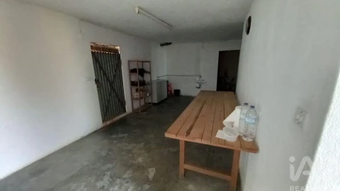 Moradia T3 para Venda em Alcobaça e Vestiaria