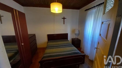 Moradia T3 para Venda em Alcobaça e Vestiaria