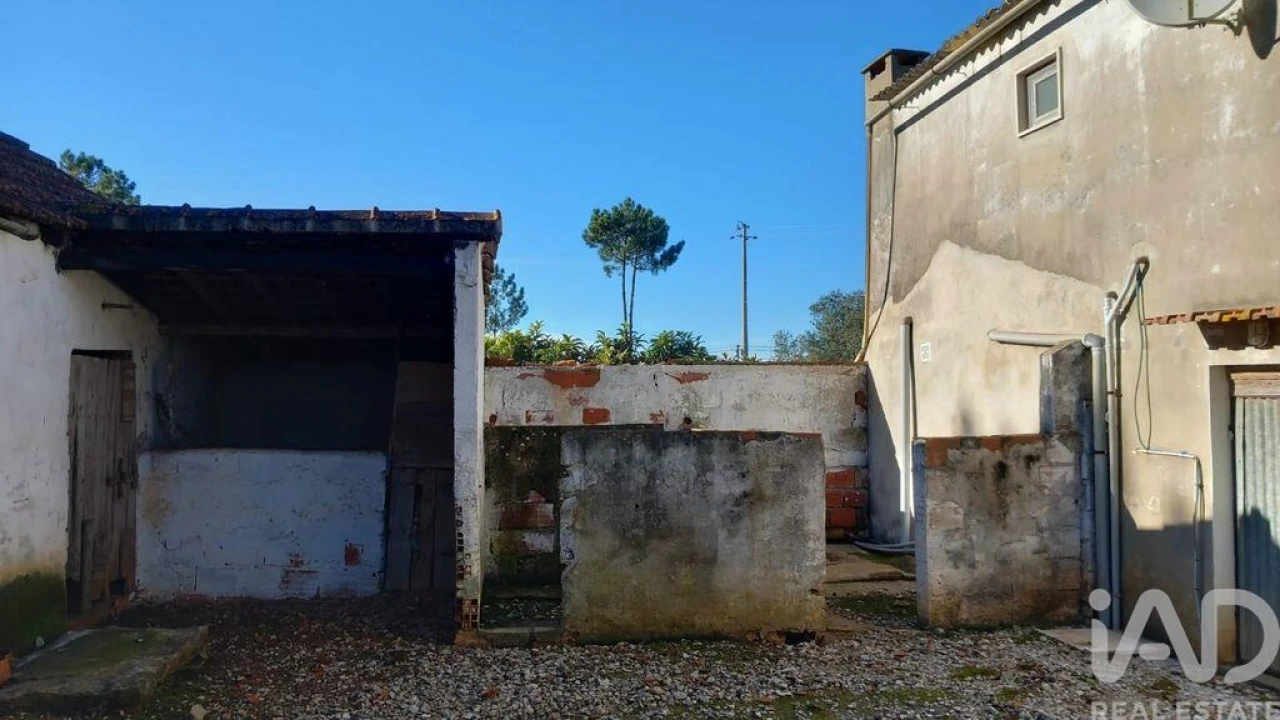 Moradia T3 para Venda em Alcobaça e Vestiaria Foto 31
