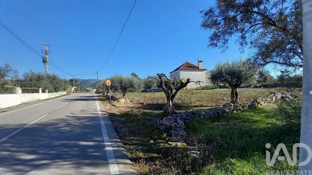 Moradia T3 para Venda em Alcobaça e Vestiaria Foto 5