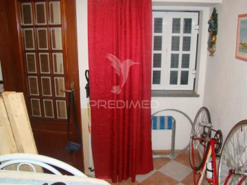 Moradia T4 para Venda em Montalvão