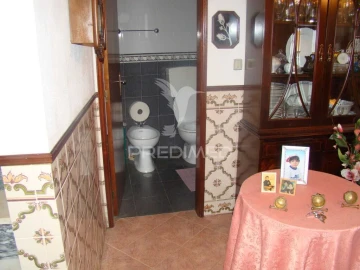 Moradia T4 para Venda em Montalvão