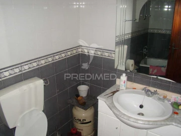 Moradia T4 para Venda em Montalvão