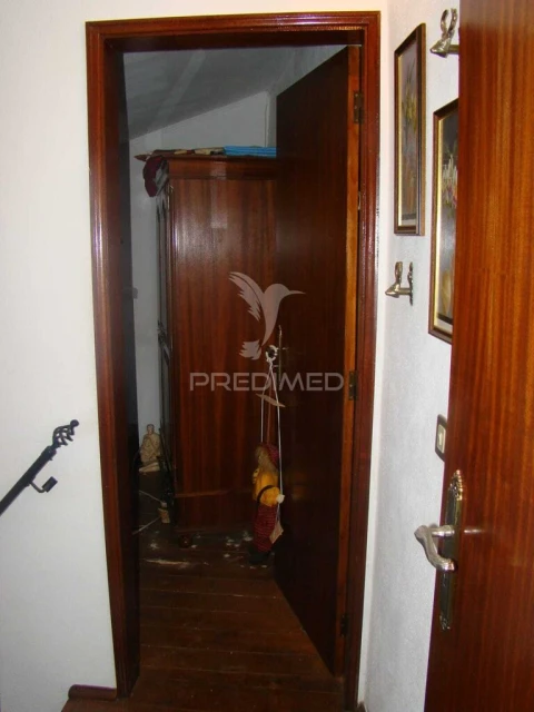 Moradia T4 para Venda em Montalvão