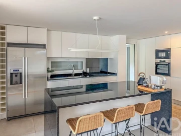 Apartamento T3 para Arrendamento em Leiria, Pousos, Barreira e Cortes