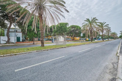 Moradia T5 para Venda em Costa da Caparica