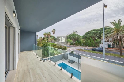Moradia T5 para Venda em Costa da Caparica