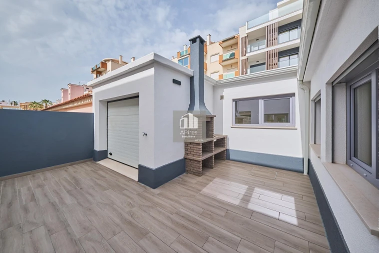 Moradia T5 para Venda em Costa da Caparica Foto 5